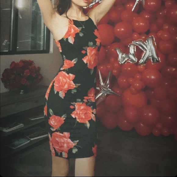 ~ Evening or Daytime Little black dress with Flowers ~ - Picture 1 of 2